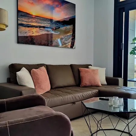 Sunset Waves Relax Apartment